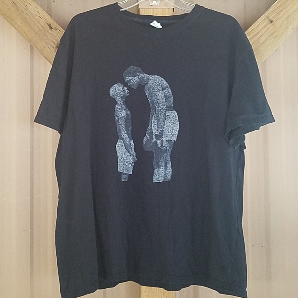 Graphic Tee - Muhammad Ali